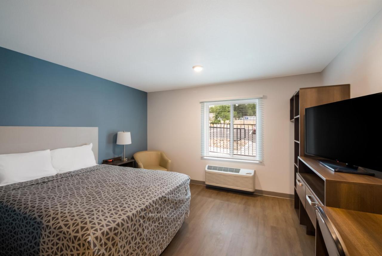 Woodspring Suites Austin Central Exterior photo